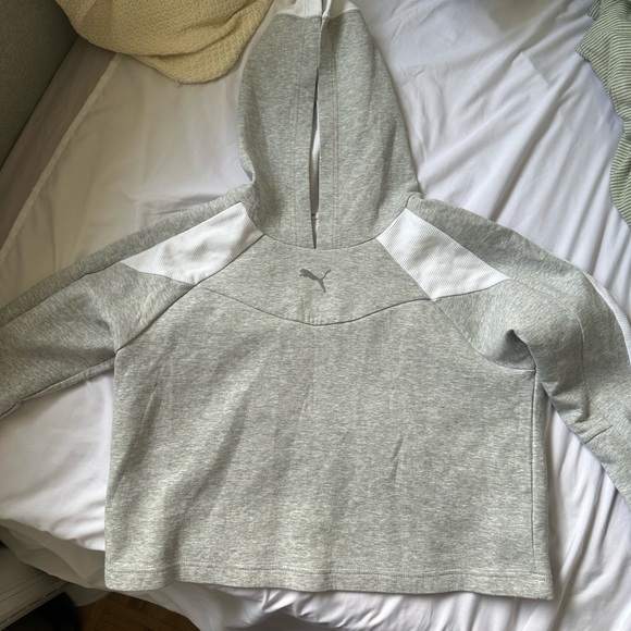 Puma sweater - Picture 2 of 2